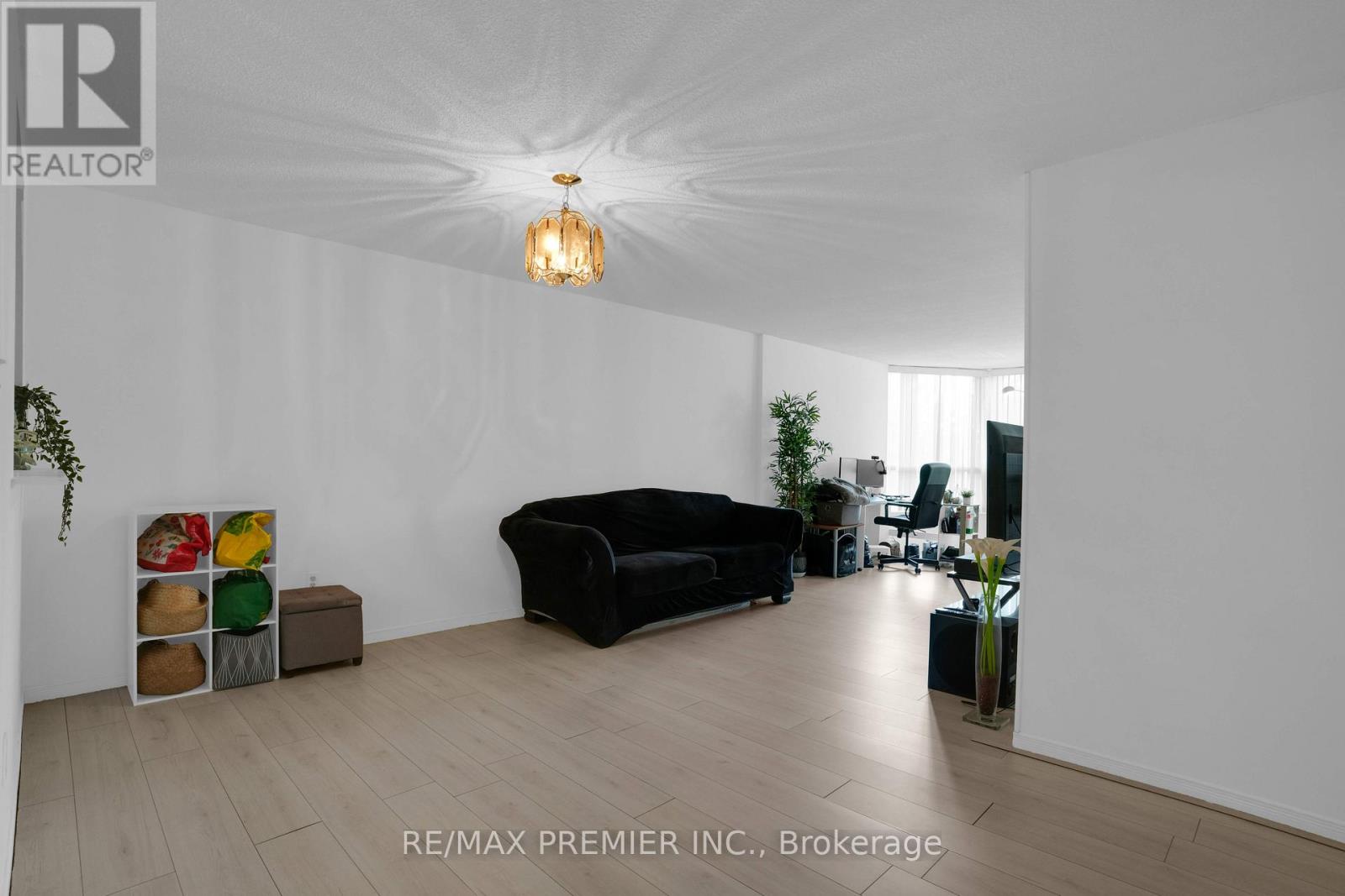 505 - 8 Lisa Street, Brampton, Ontario  L6T 4S6 - Photo 6 - W12507950