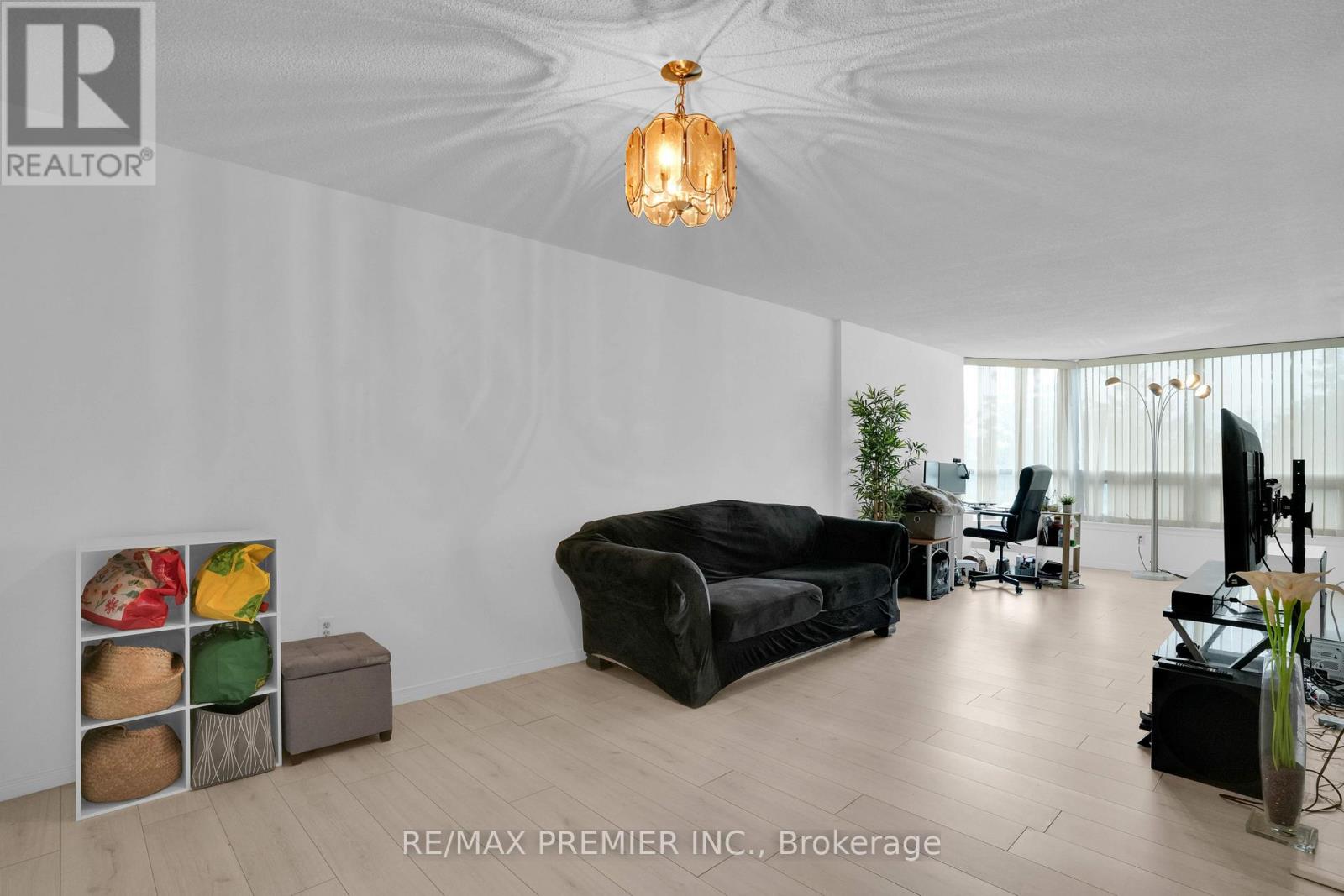 505 - 8 Lisa Street, Brampton, Ontario  L6T 4S6 - Photo 7 - W12507950