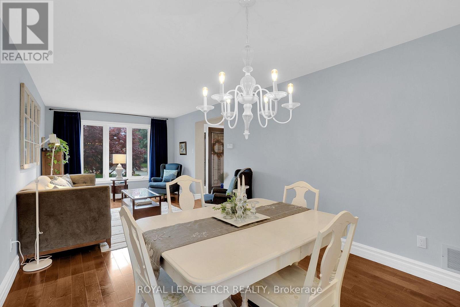 60 Royal Terrace Crescent, Caledon, Ontario  L7E 1N7 - Photo 8 - W12507952