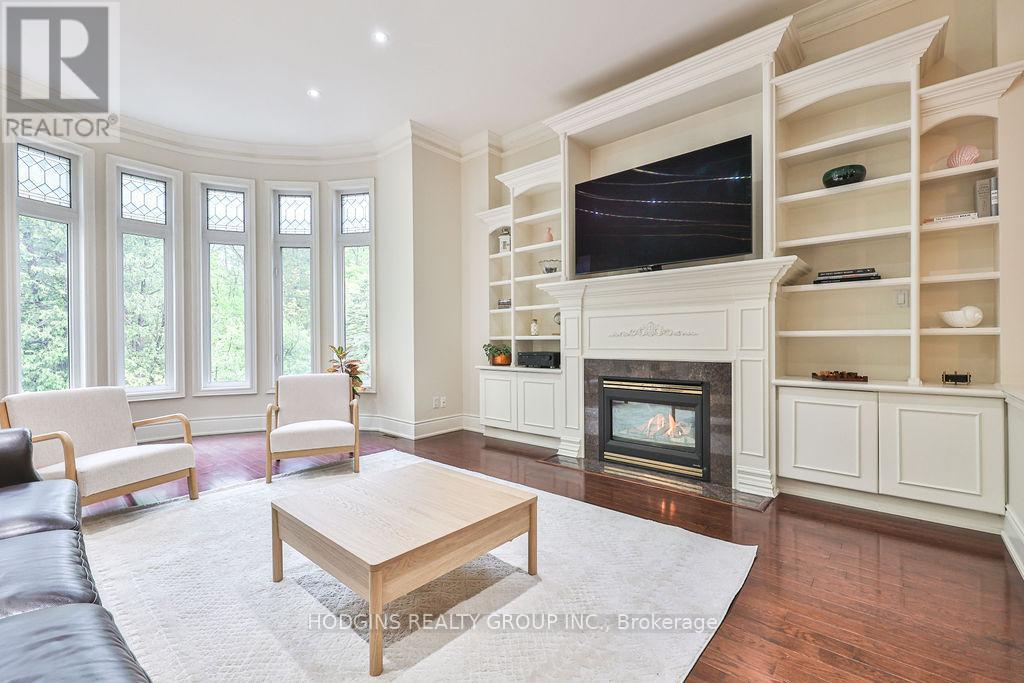 3264 Barchester Court, Mississauga, Ontario  L5L 5Z1 - Photo 11 - W12507960