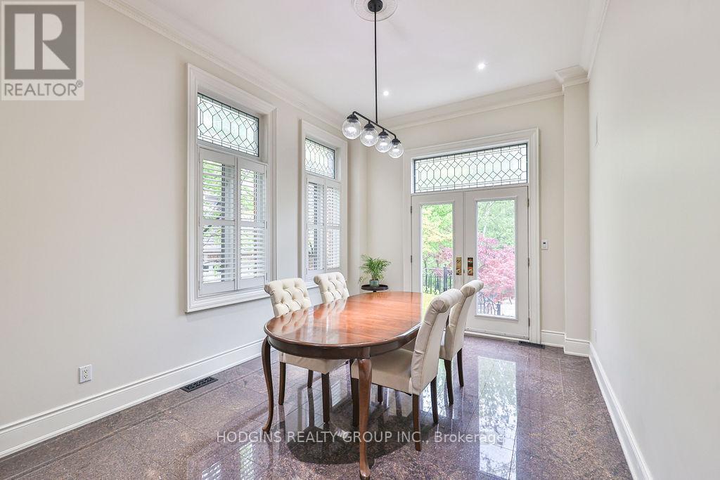 3264 Barchester Court, Mississauga, Ontario  L5L 5Z1 - Photo 18 - W12507960