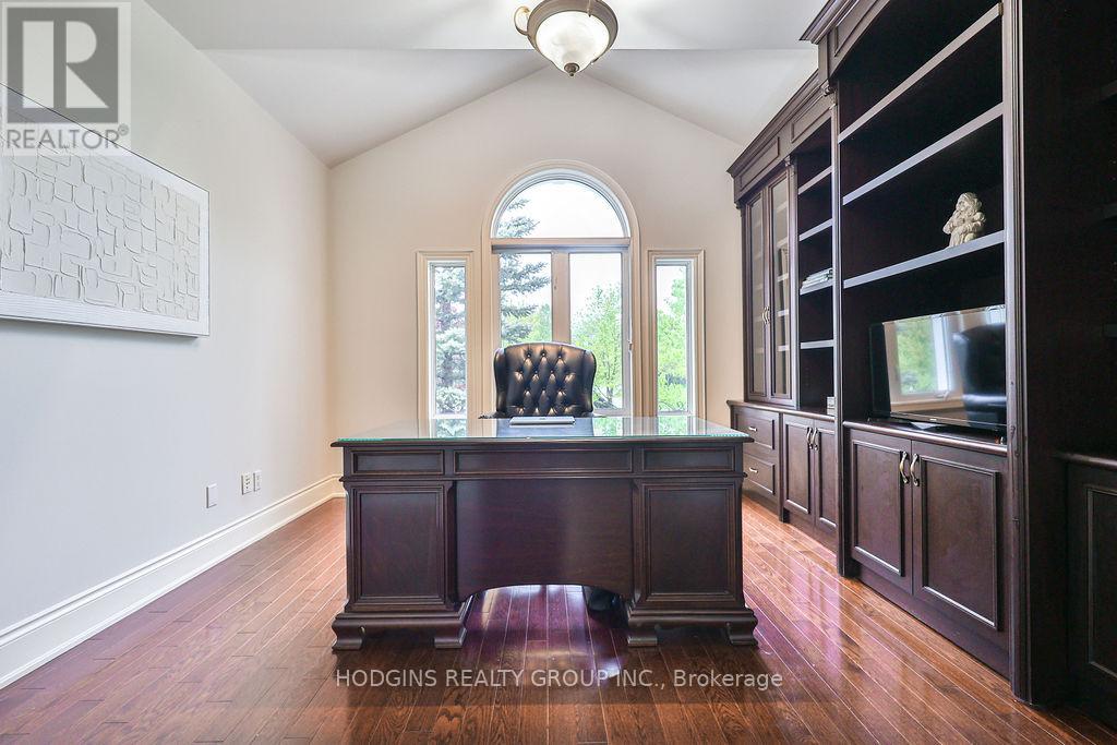 3264 Barchester Court, Mississauga, Ontario  L5L 5Z1 - Photo 25 - W12507960