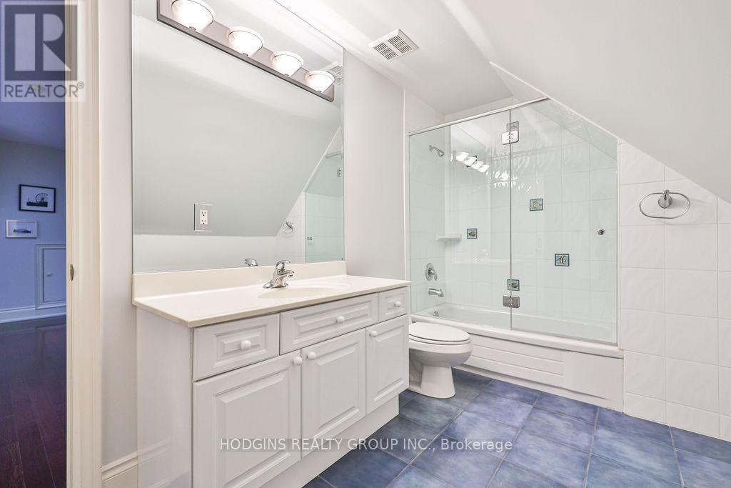 3264 Barchester Court, Mississauga, Ontario  L5L 5Z1 - Photo 35 - W12507960