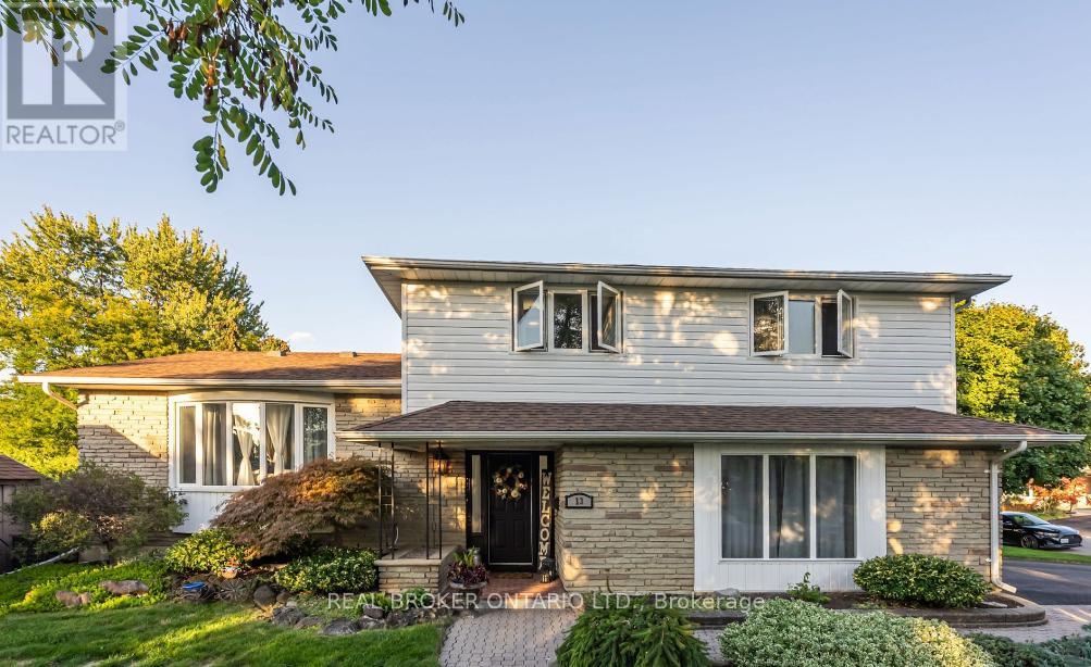 13 PINE TREE CRESCENT, Brampton, Ontario