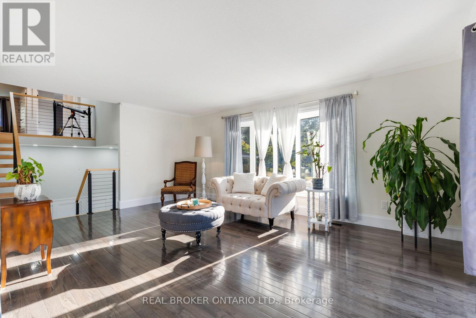 13 Pine Tree Crescent, Brampton, Ontario  L6W 1C7 - Photo 15 - W12507994