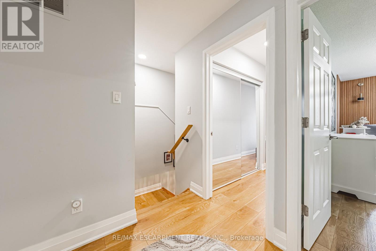 5 - 4201 Longmoor Drive, Burlington, Ontario  L7L 5J9 - Photo 19 - W12507998