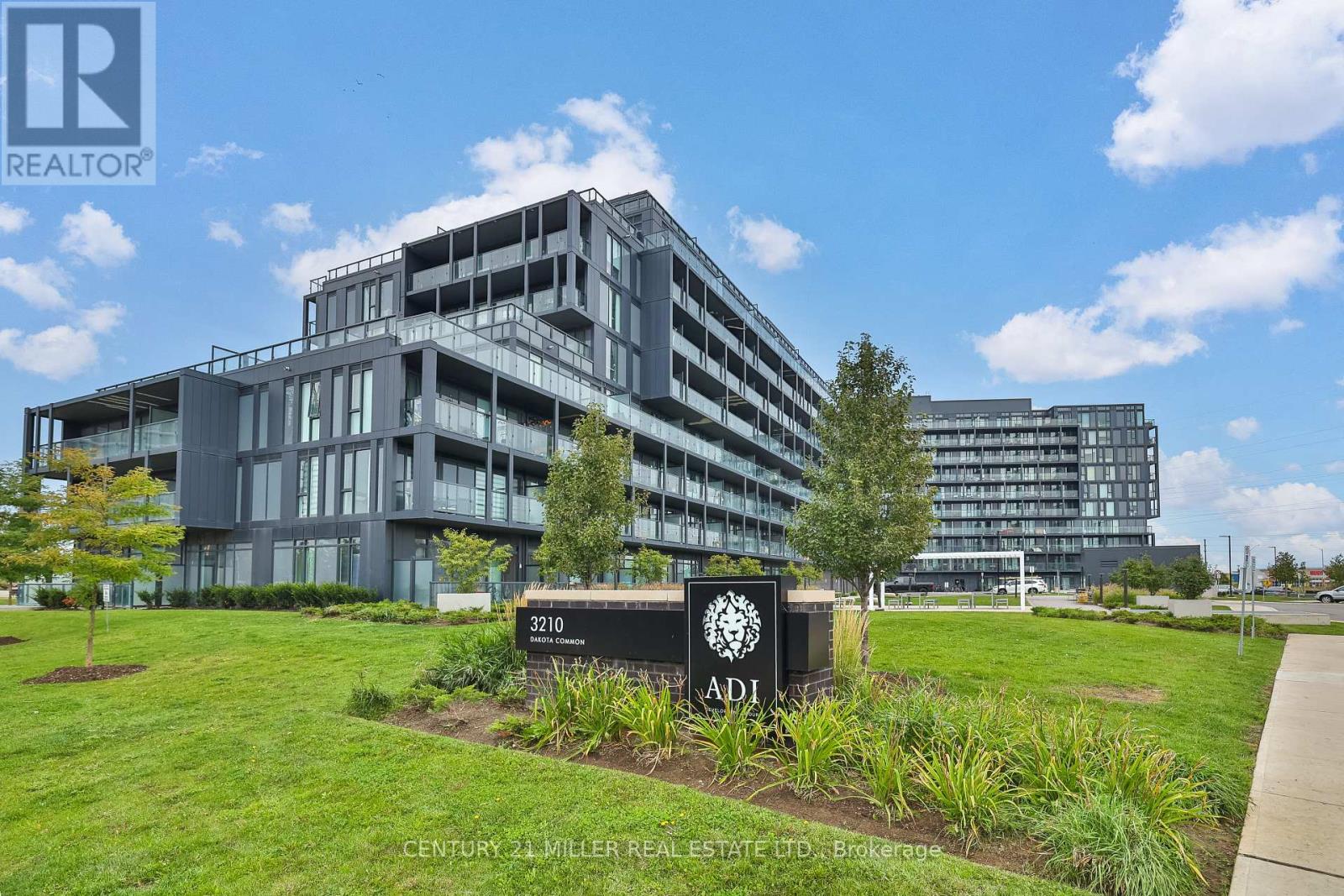 A313 - 3210 DAKOTA COMMON, Burlington, Ontario