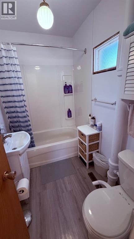 215 5 Avenue W, Hanna, Alberta  T0J 1P0 - Photo 11 - A2263668