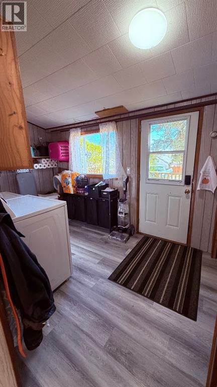 215 5 Avenue W, Hanna, Alberta  T0J 1P0 - Photo 18 - A2263668