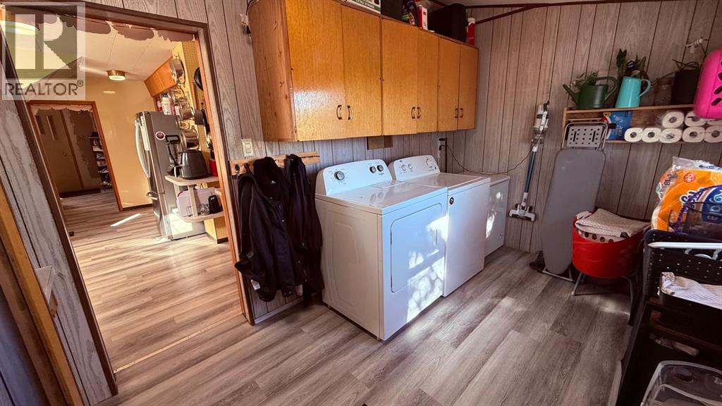 215 5 Avenue W, Hanna, Alberta  T0J 1P0 - Photo 19 - A2263668