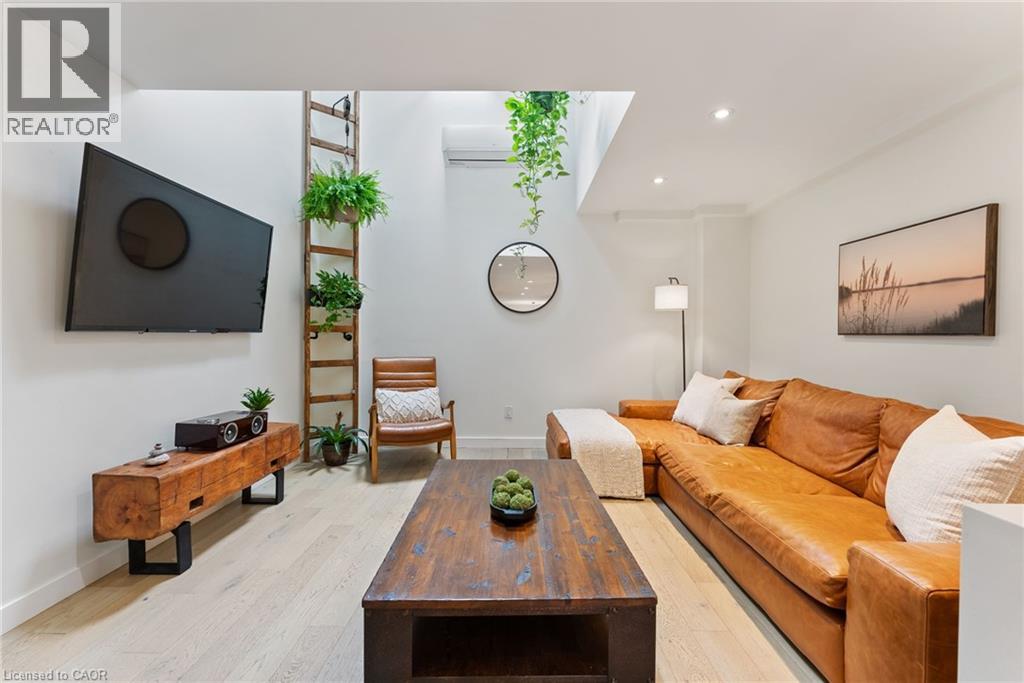 23 Macaulay Street W Unit# 2, Hamilton, Ontario  L8L 1E6 - Photo 9 - 40769972