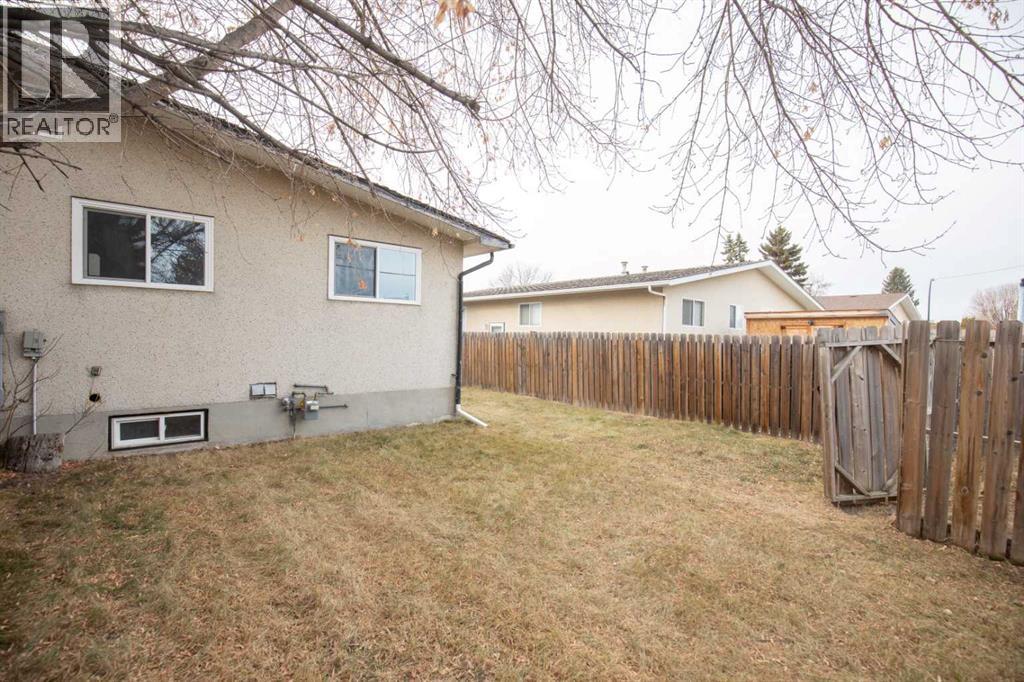 40 Wells Street, Red Deer, Alberta  T4N 5Y3 - Photo 7 - A2268634