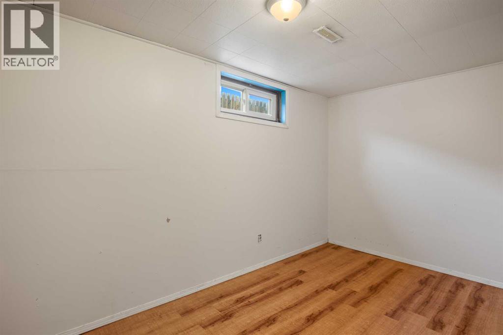 40 Wells Street, Red Deer, Alberta  T4N 5Y3 - Photo 28 - A2268634