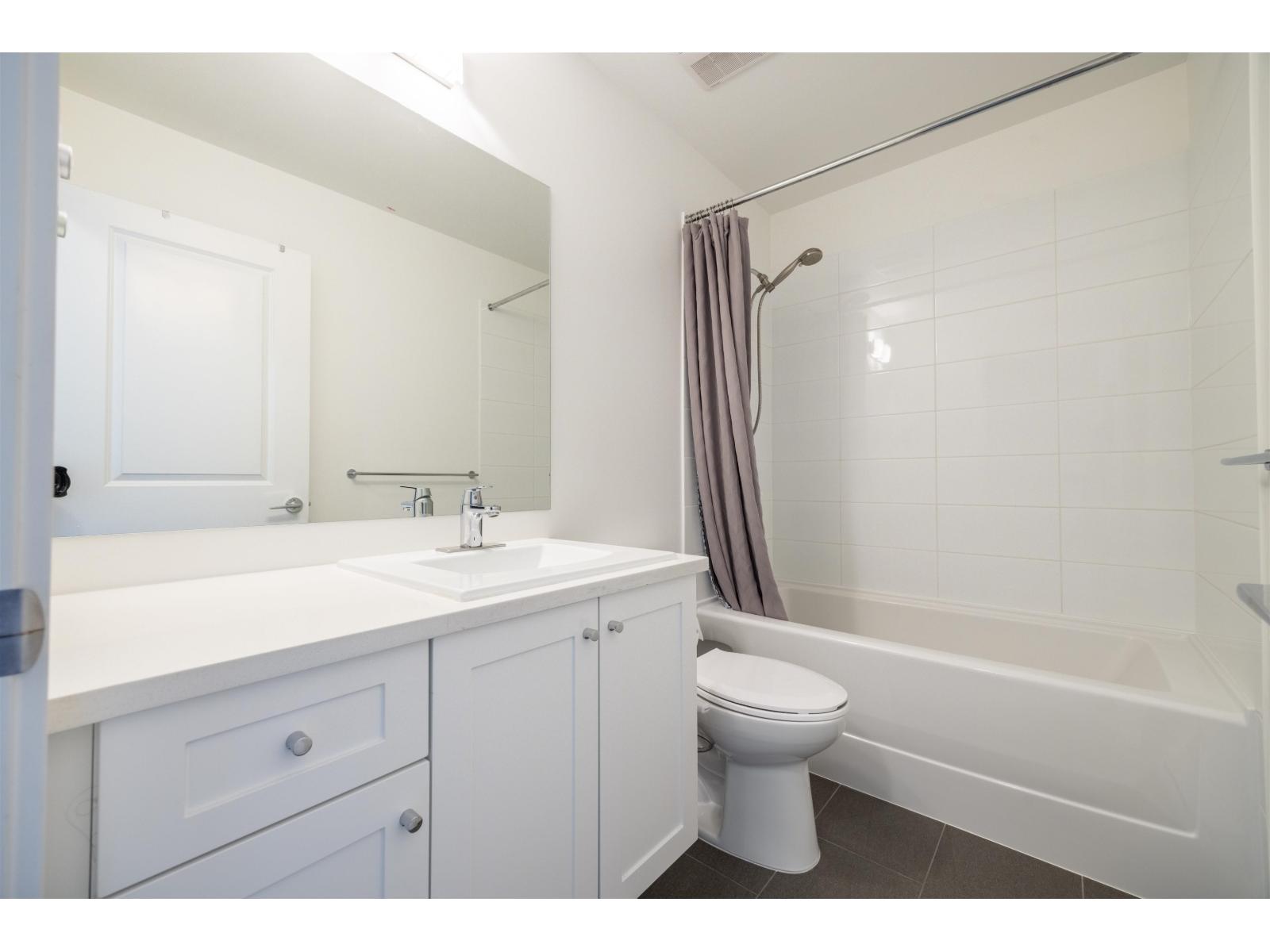 35 15487 99a Avenue, Surrey, British Columbia V3R 0G9 - Photo 23 - R3036108