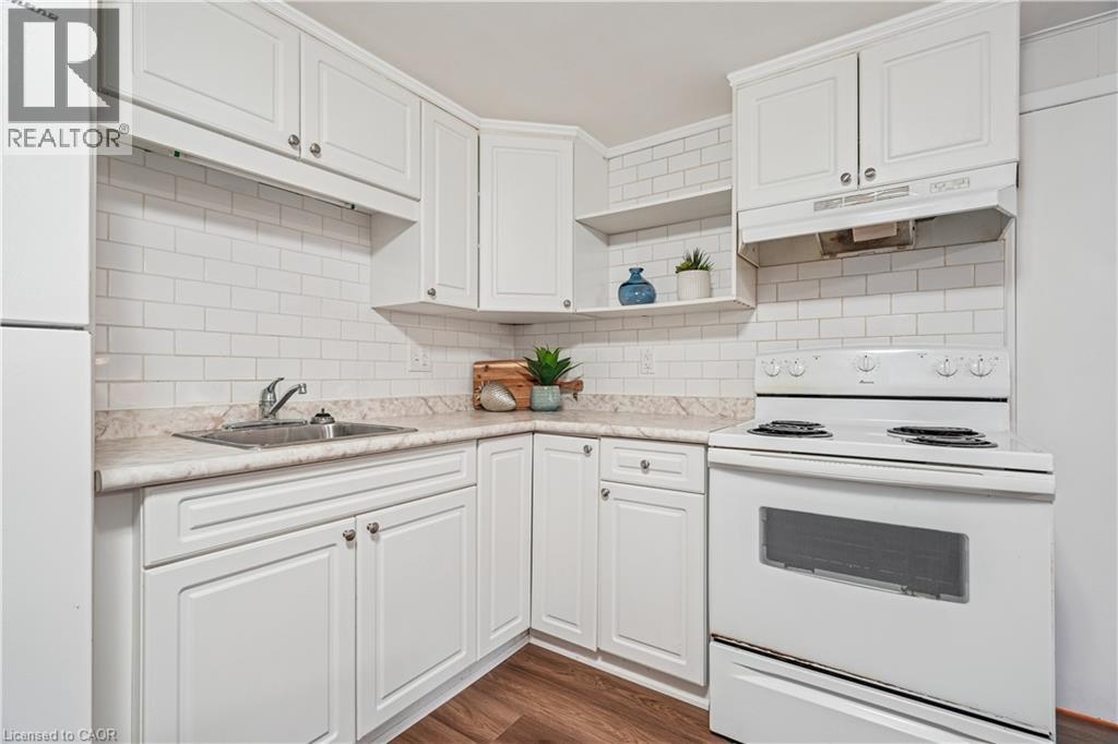 6 Clive Avenue, Guelph, Ontario  N1E 3S3 - Photo 11 - 40775345