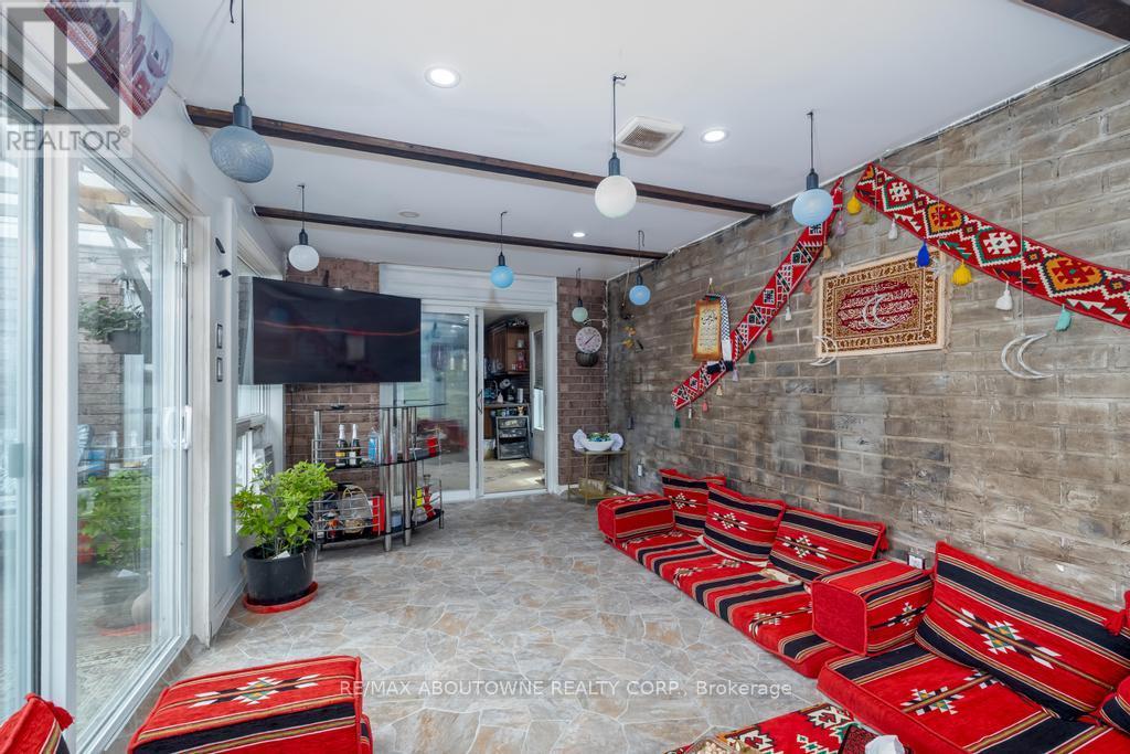 14 Sable Drive, Hamilton, Ontario  L9K 1K9 - Photo 33 - X12507756