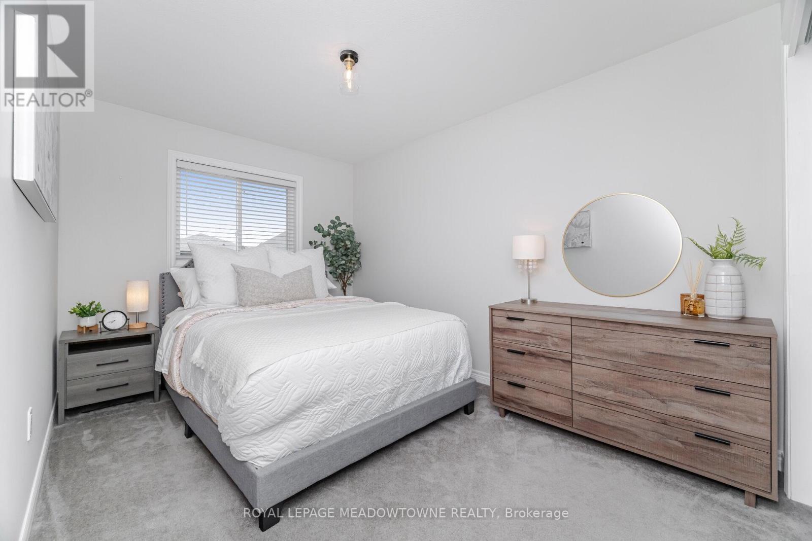 6338 Shapton Crescent, Niagara Falls, Ontario  L2H 0L9 - Photo 35 - X12507774