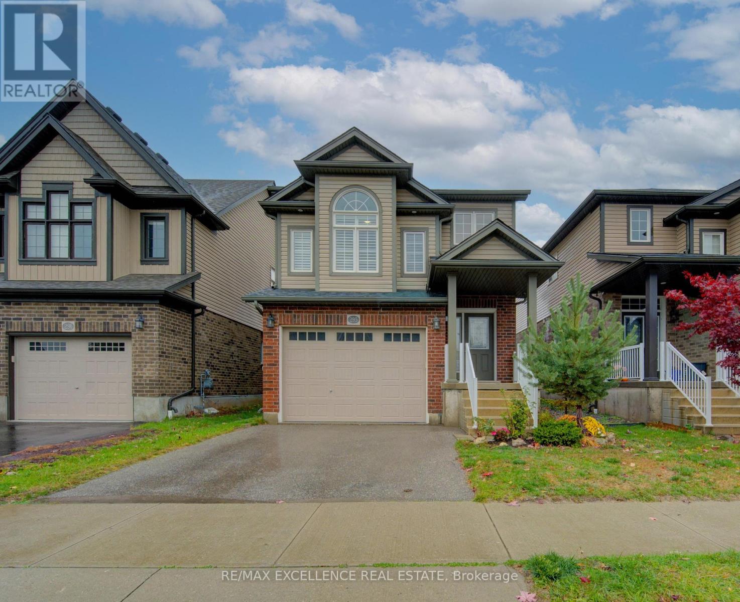295 STEEPLERIDGE STREET, Kitchener, Ontario