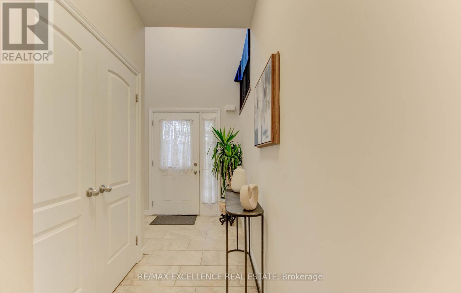 295 Steepleridge Street, Kitchener, Ontario  N2P 0B4 - Photo 4 - X12507780