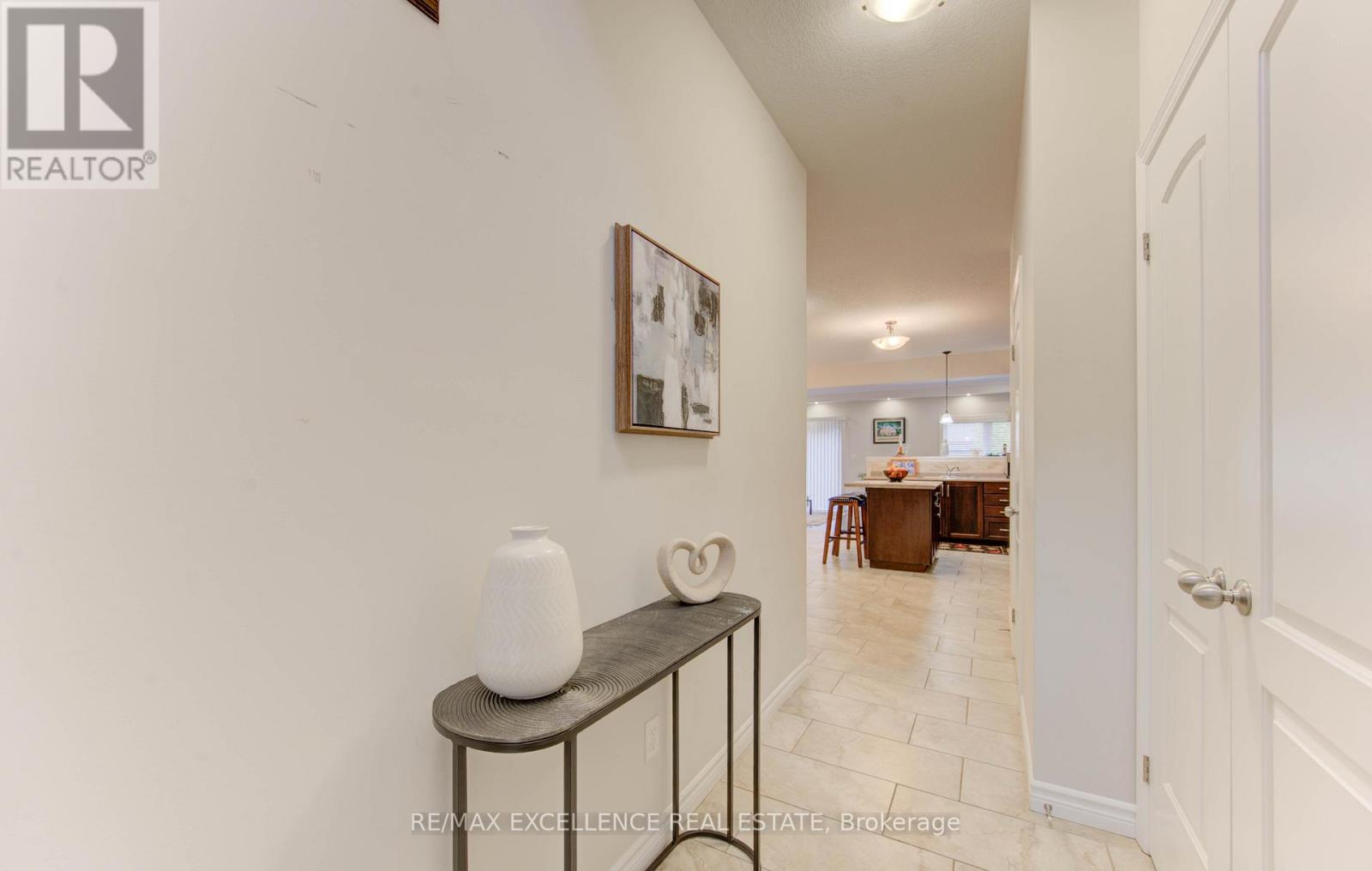 295 Steepleridge Street, Kitchener, Ontario  N2P 0B4 - Photo 5 - X12507780