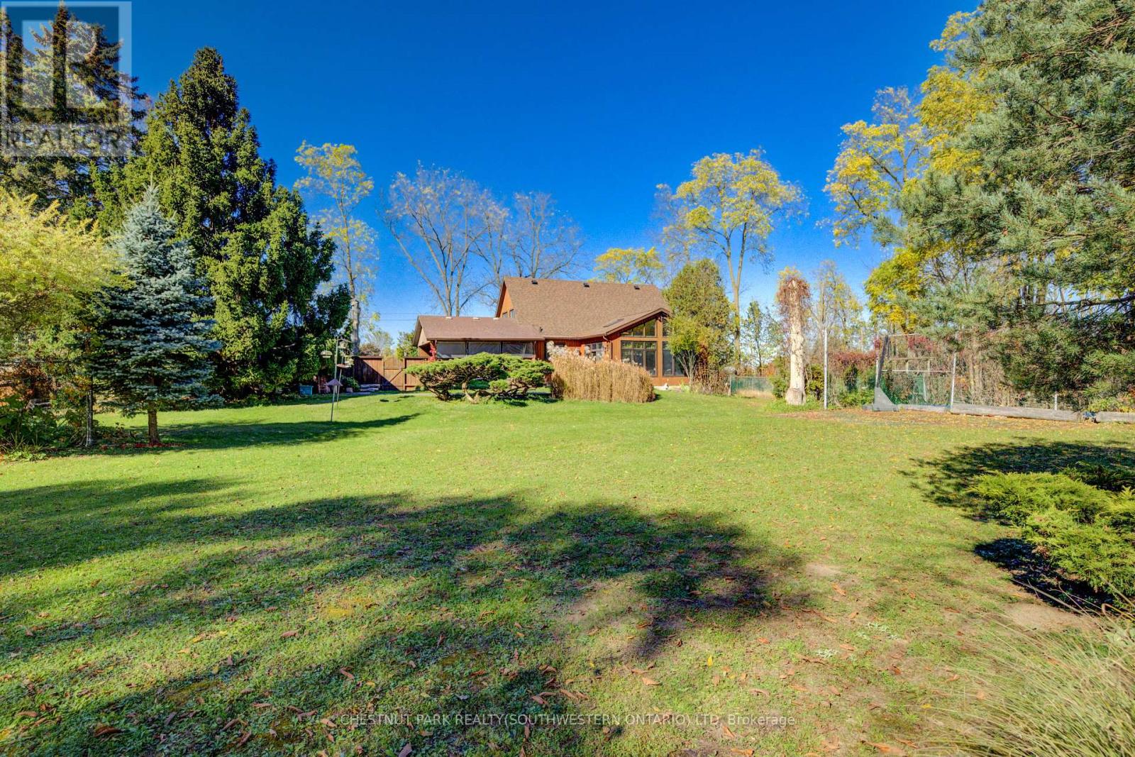 705 Eramosa Road, Guelph, Ontario  N1E 5Z1 - Photo 9 - X12507942