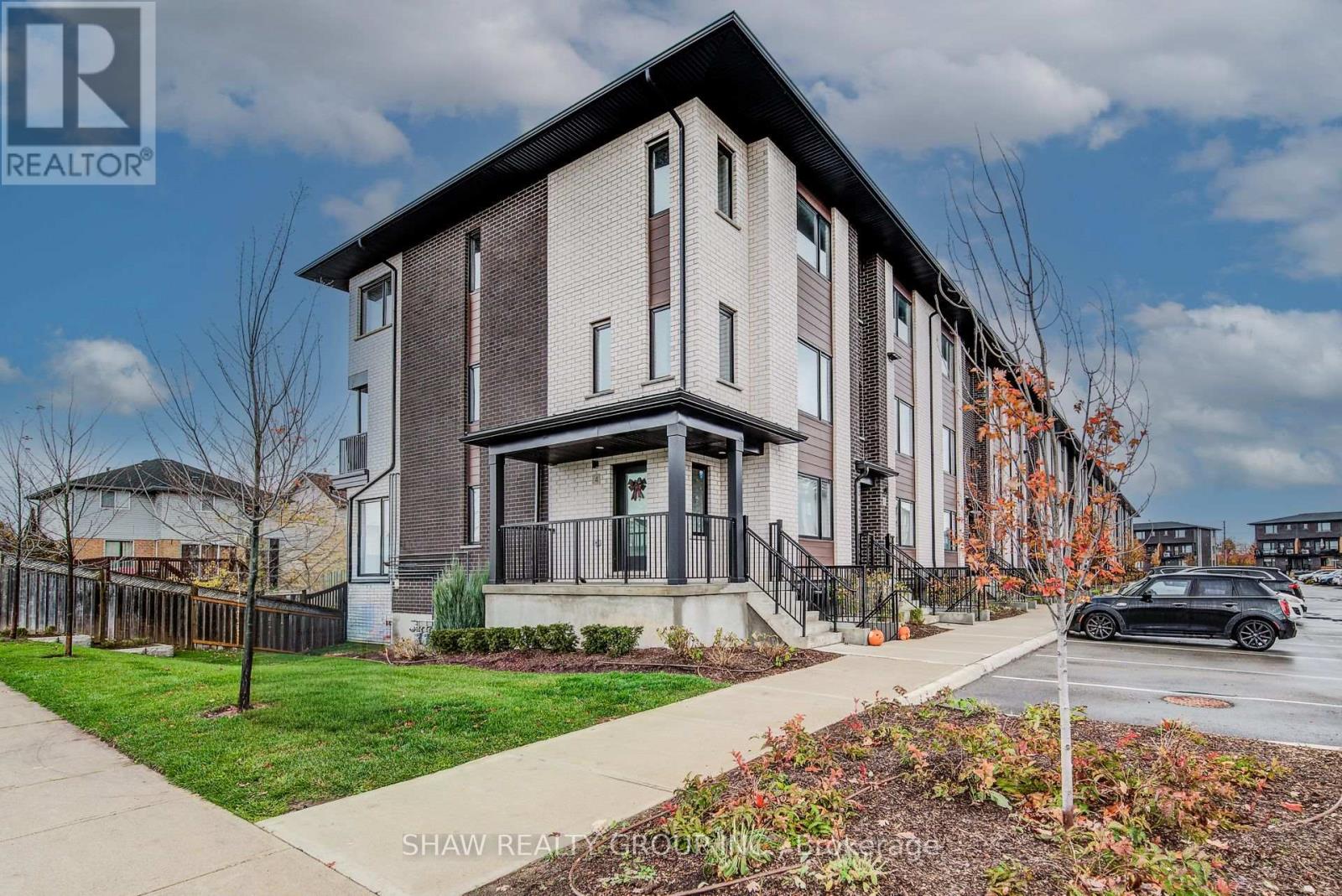 4 Lily Lane, Guelph, Ontario  N1L 0R2 - Photo 2 - X12508000