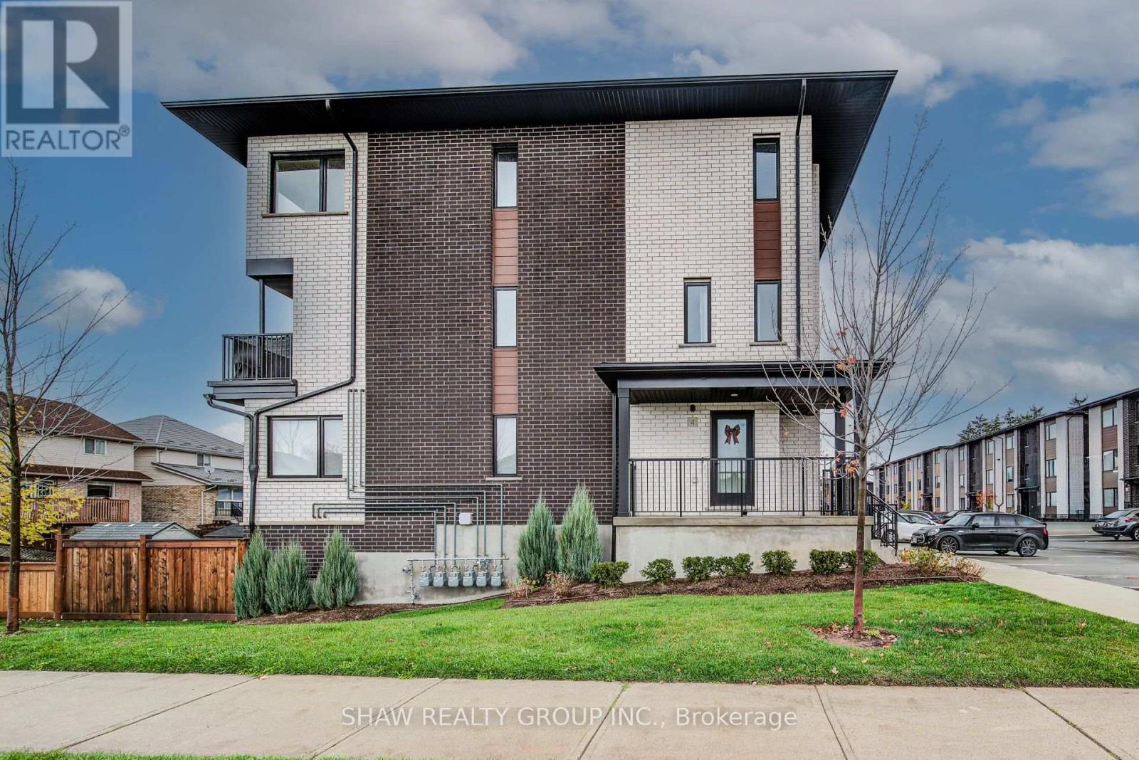 4 Lily Lane, Guelph, Ontario  N1L 0R2 - Photo 4 - X12508000