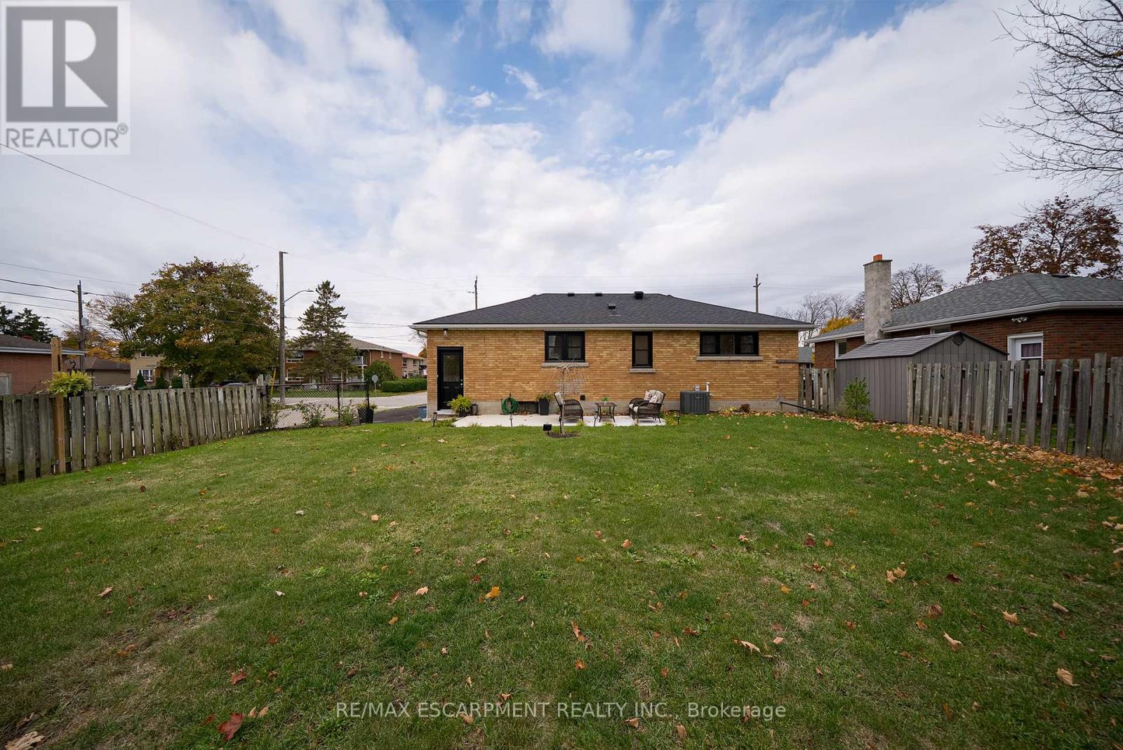 37 Rowanwood Avenue, Brantford, Ontario  N3S 7C1 - Photo 30 - X12508006