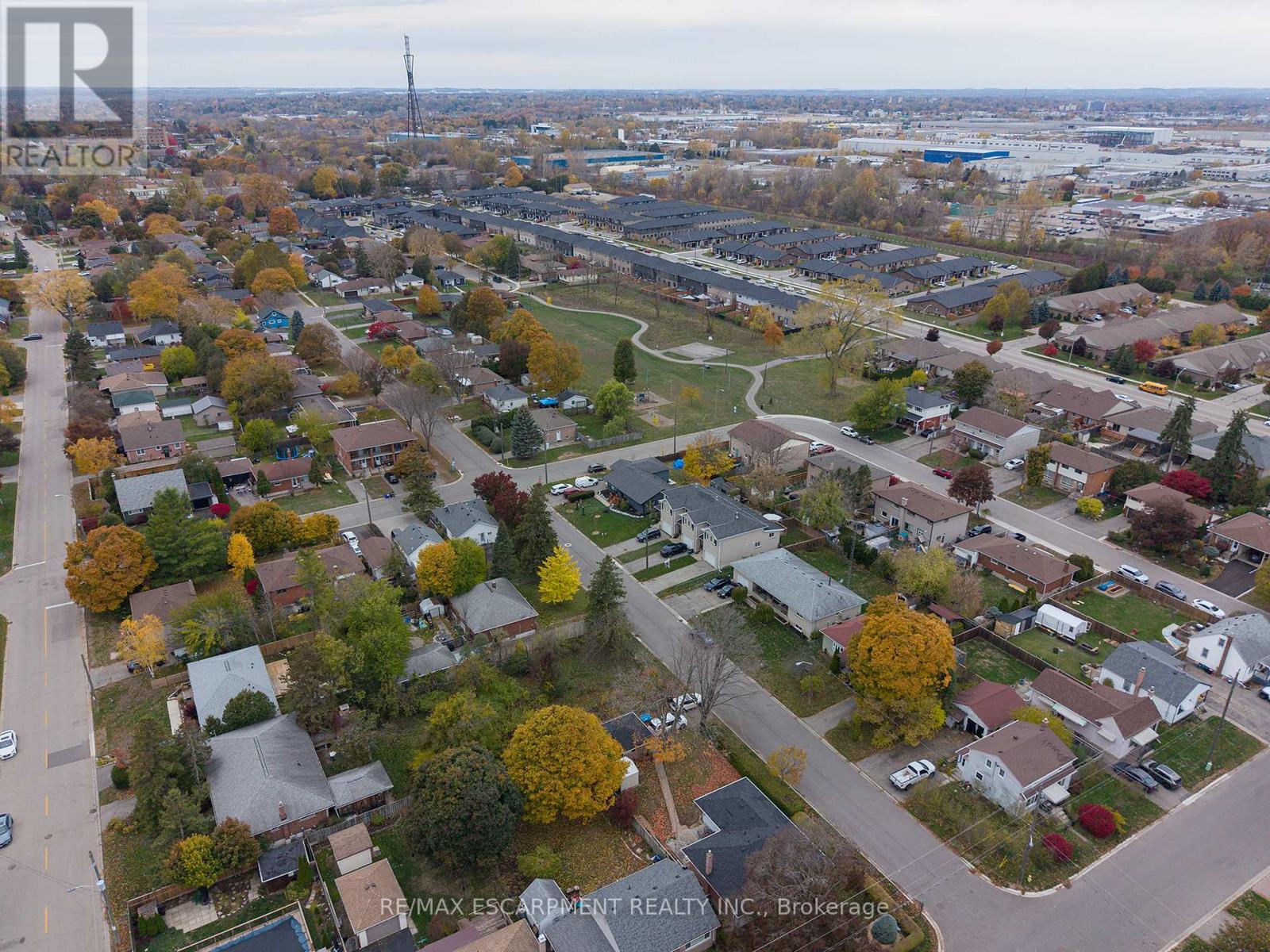 37 Rowanwood Avenue, Brantford, Ontario  N3S 7C1 - Photo 34 - X12508006