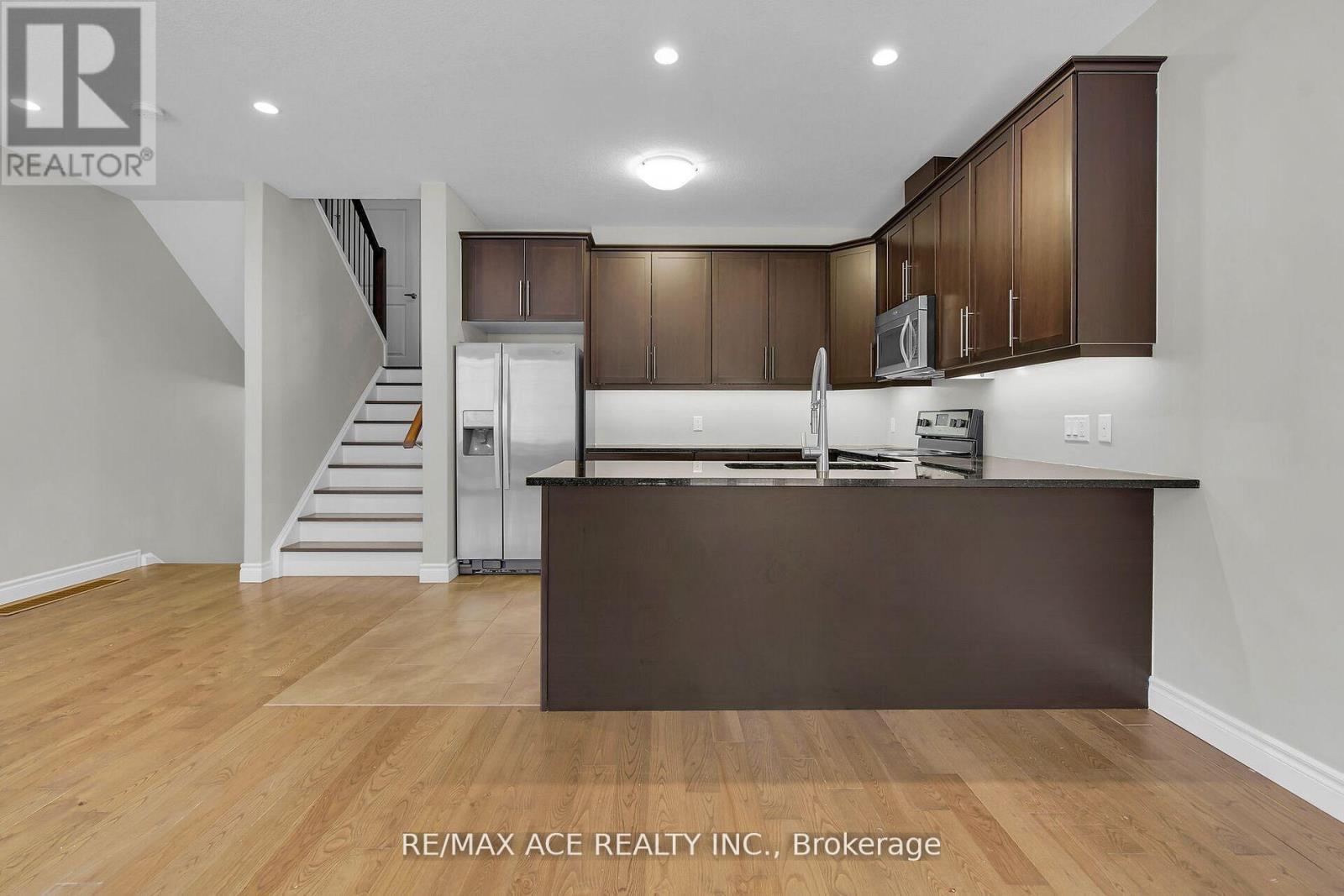 72 - 2235 Blackwater Road, London North, Ontario  N5X 0L8 - Photo 9 - X12508036