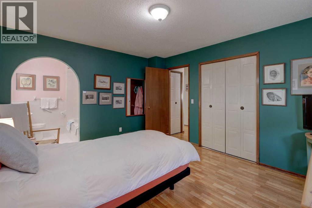 5601 Dalcastle Hill Nw, Calgary, Alberta  T3A 2A2 - Photo 18 - A2251238