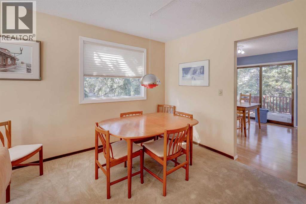 5601 Dalcastle Hill Nw, Calgary, Alberta  T3A 2A2 - Photo 9 - A2251238