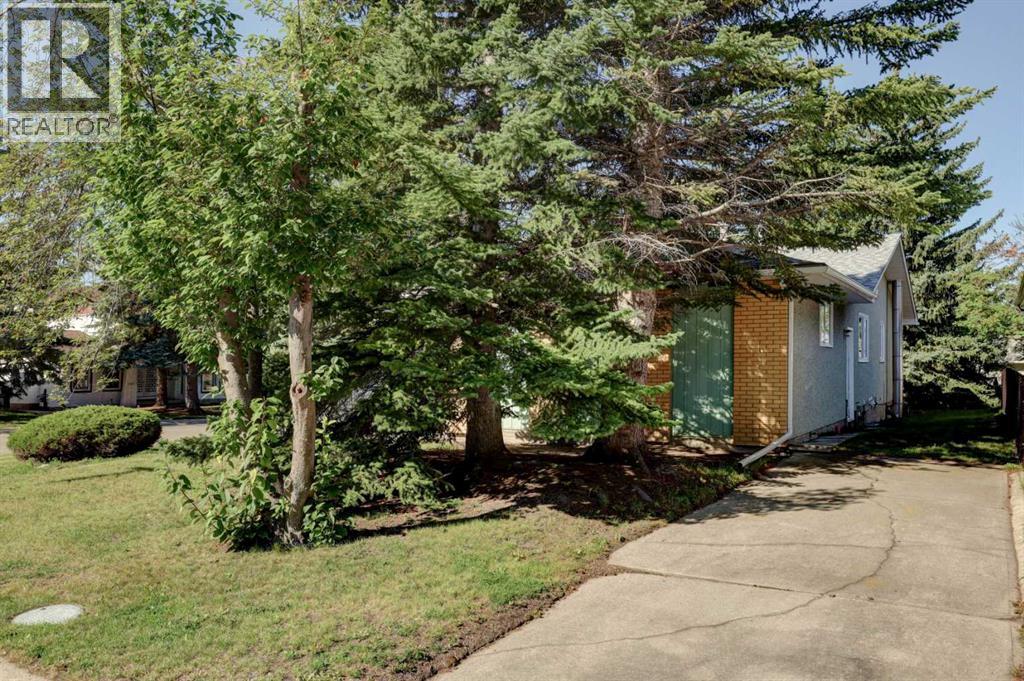 5601 Dalcastle Hill Nw, Calgary, Alberta  T3A 2A2 - Photo 40 - A2251238