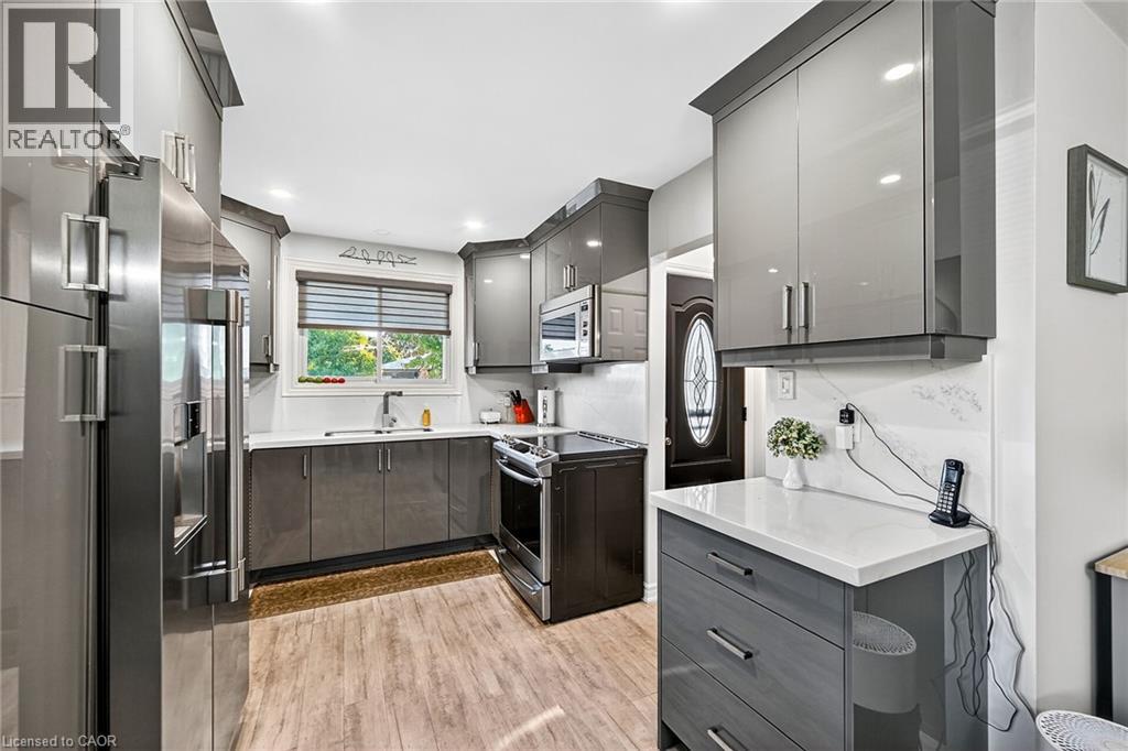 52 Gardiner Drive, Hamilton, Ontario  L9C 4V2 - Photo 9 - 40779608