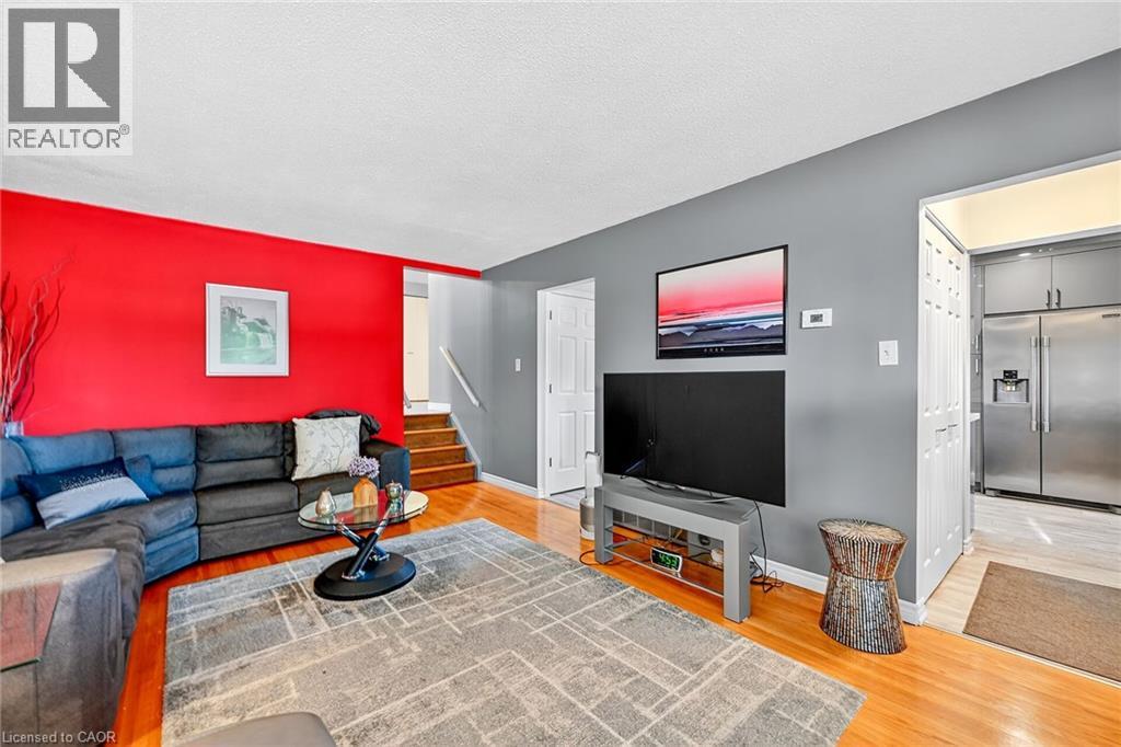 52 Gardiner Drive, Hamilton, Ontario  L9C 4V2 - Photo 8 - 40779608