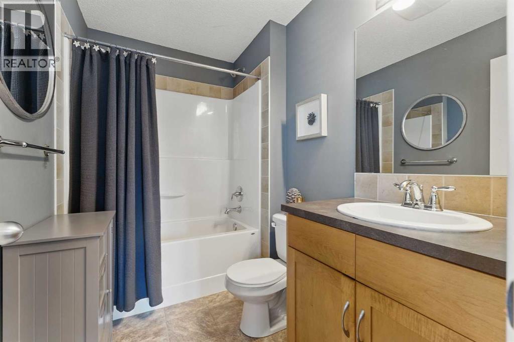 19 Sage Bank Road Nw, Calgary, Alberta  T3R 0J7 - Photo 17 - A2267895