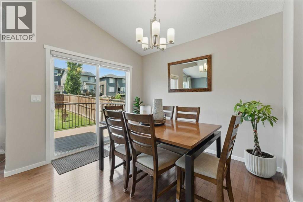 19 Sage Bank Road Nw, Calgary, Alberta  T3R 0J7 - Photo 7 - A2267895