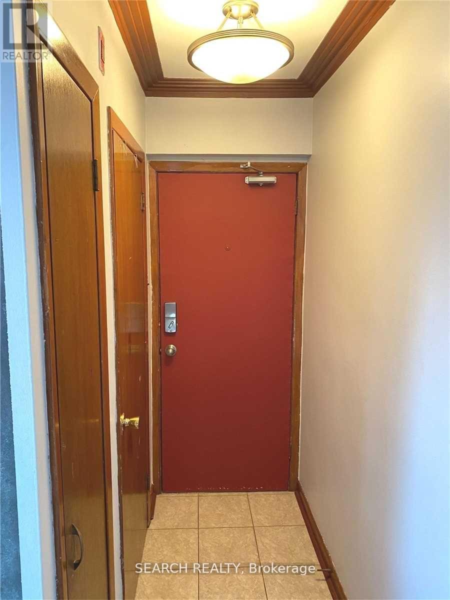 2 - 115 Eight Street, Toronto, Ontario  M8V 3C5 - Photo 2 - W12501870