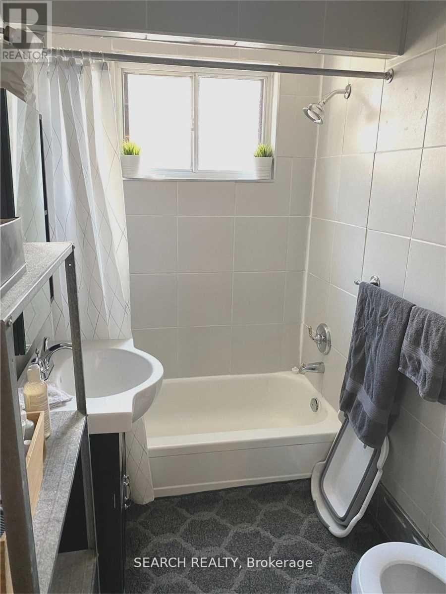 2 - 115 Eight Street, Toronto, Ontario  M8V 3C5 - Photo 11 - W12501870