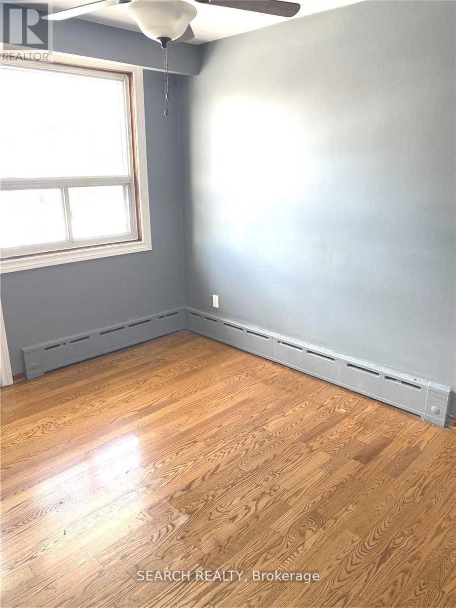 2 - 115 Eight Street, Toronto, Ontario  M8V 3C5 - Photo 9 - W12501870