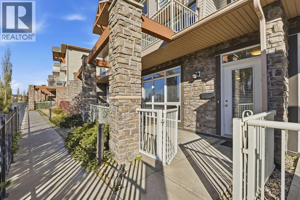 Property at 3, 132 Rockyledge View NW image 2