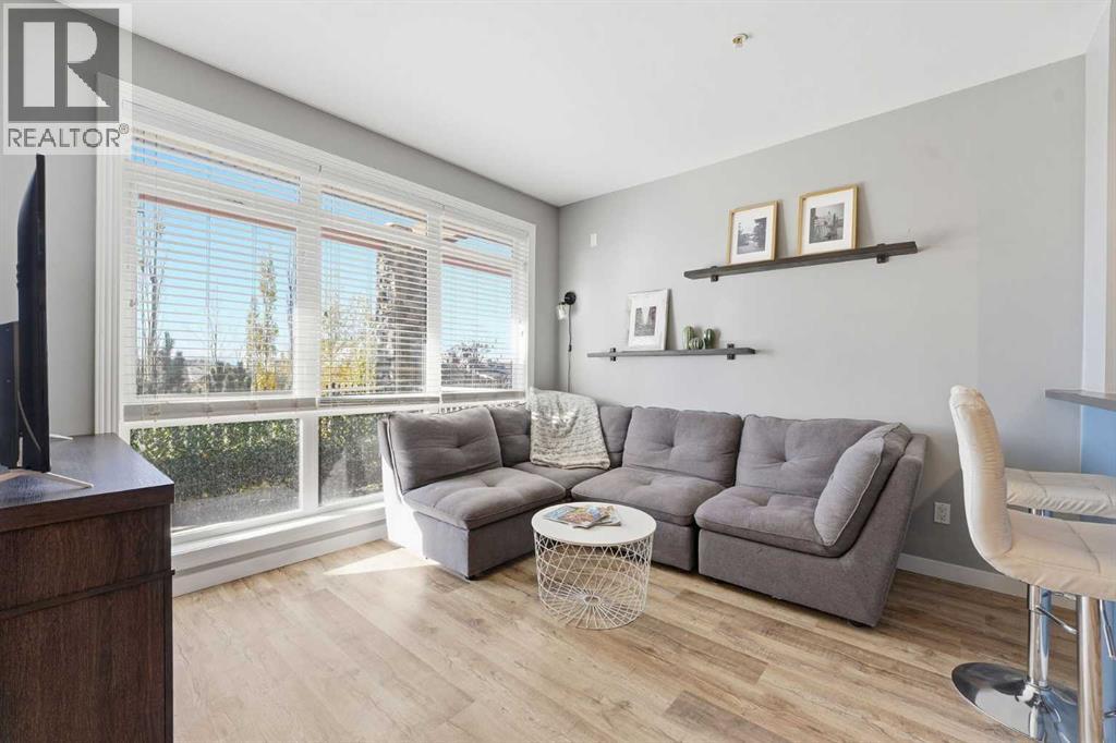 3, 132 Rockyledge View Nw, Calgary, Alberta  T3G 5Y3 - Photo 7 - A2267784