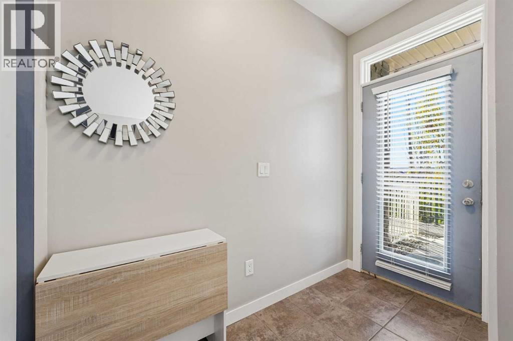 Property at 3, 132 Rockyledge View NW image 4