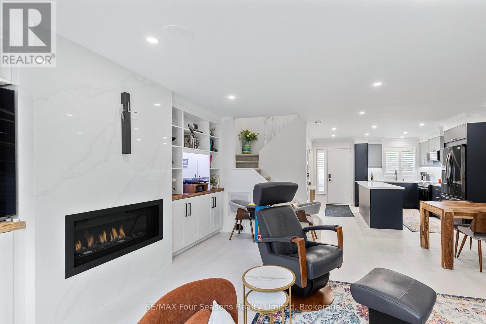 113 Escarpment Crescent, Collingwood, Ontario L9Y 5B4 - Photo 16 - S12508210