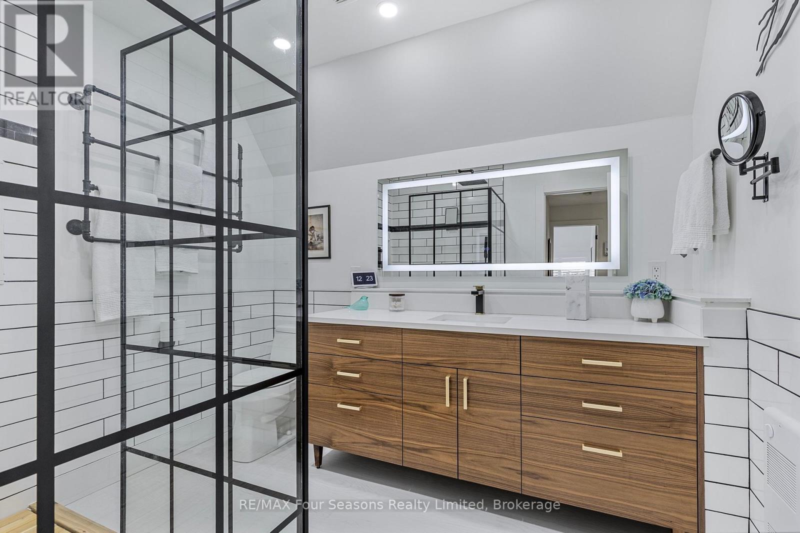 113 Escarpment Crescent, Collingwood, Ontario L9Y 5B4 - Photo 27 - S12508210