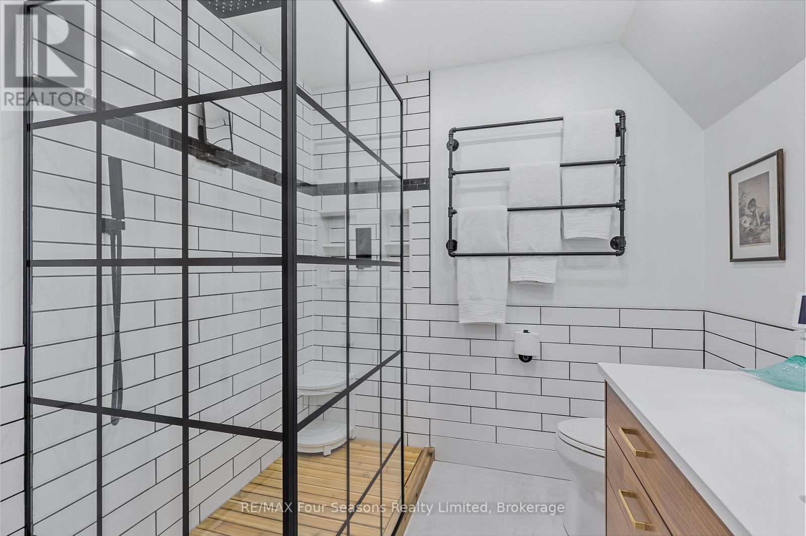 113 Escarpment Crescent, Collingwood, Ontario L9Y 5B4 - Photo 28 - S12508210