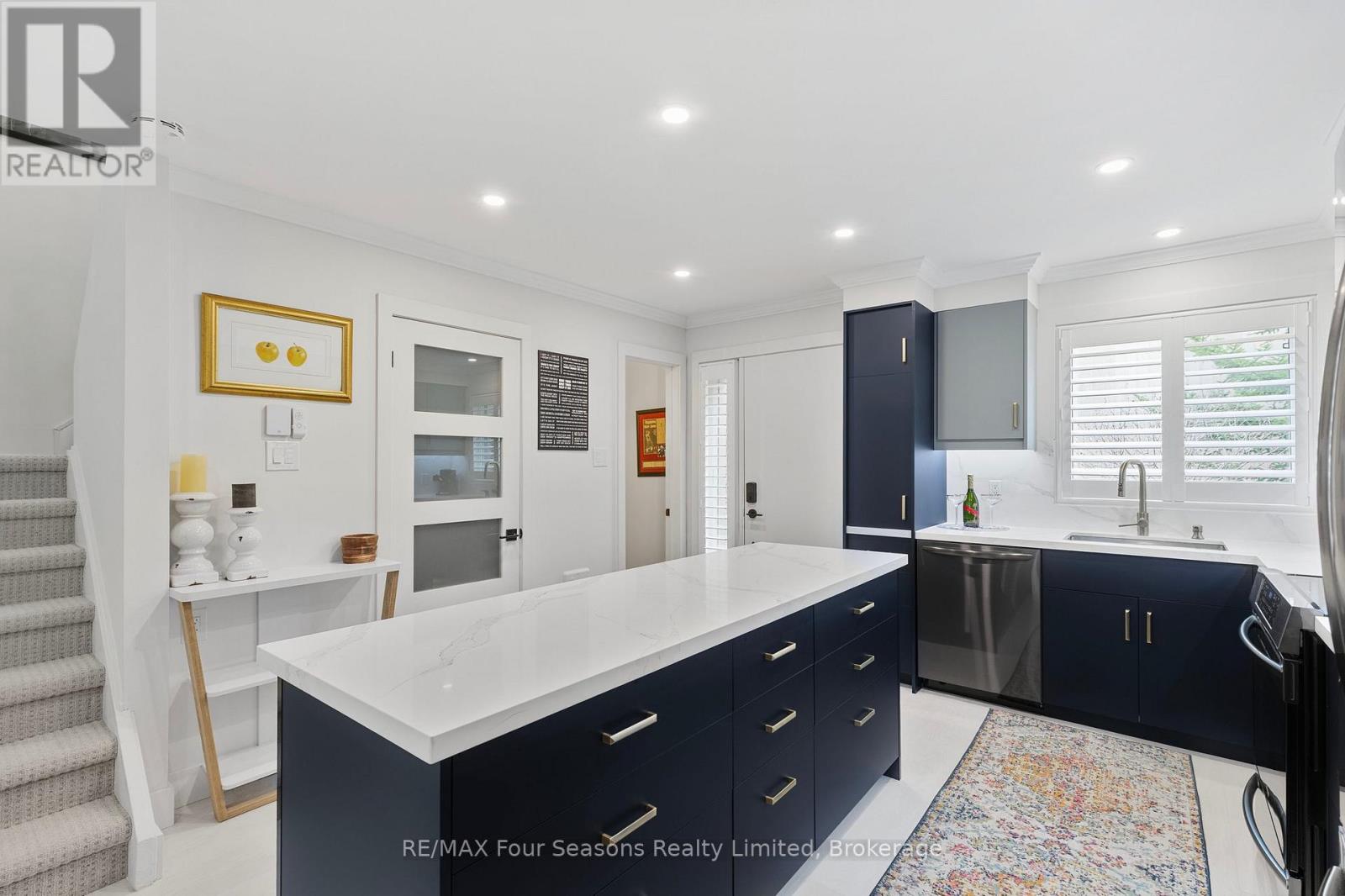 113 Escarpment Crescent, Collingwood, Ontario L9Y 5B4 - Photo 7 - S12508210