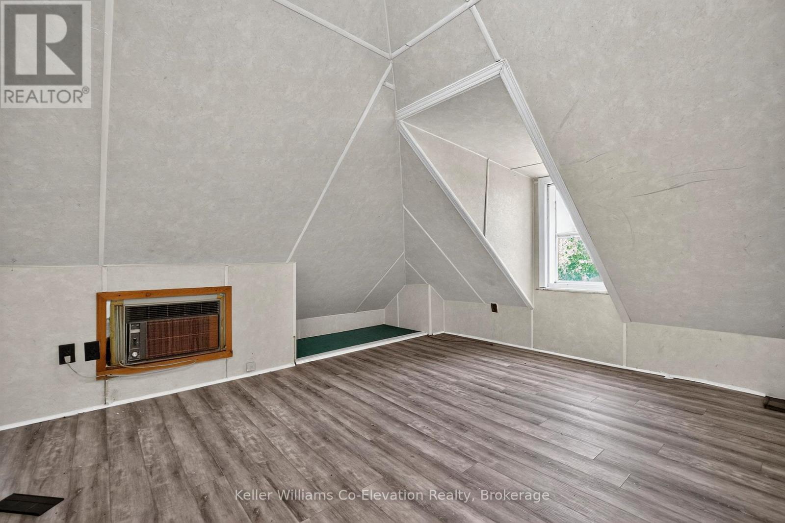 224 4th Street, Midland, Ontario L4R 3T5 - Photo 12 - S12508488