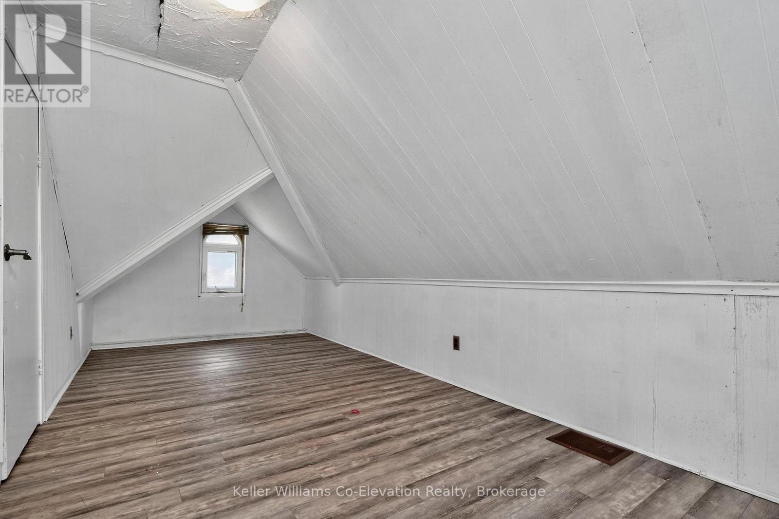 224 4th Street, Midland, Ontario L4R 3T5 - Photo 13 - S12508488