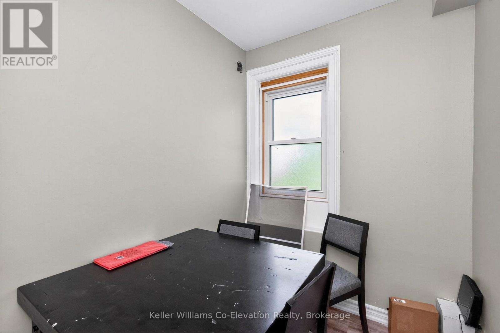 224 4th Street, Midland, Ontario L4R 3T5 - Photo 9 - S12508488